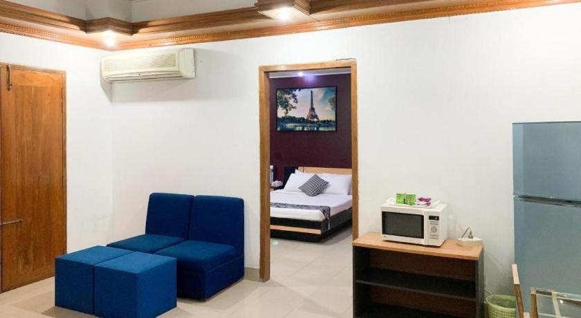 Tropical Daisy Hotel Dhaka Buitenkant foto